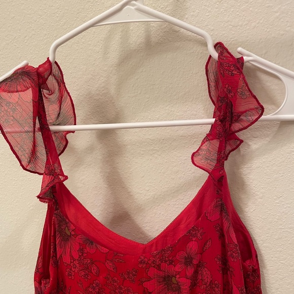 Long red floral dress - Picture 5 of 7